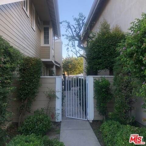 3728 Armitage Ave - Photo 14