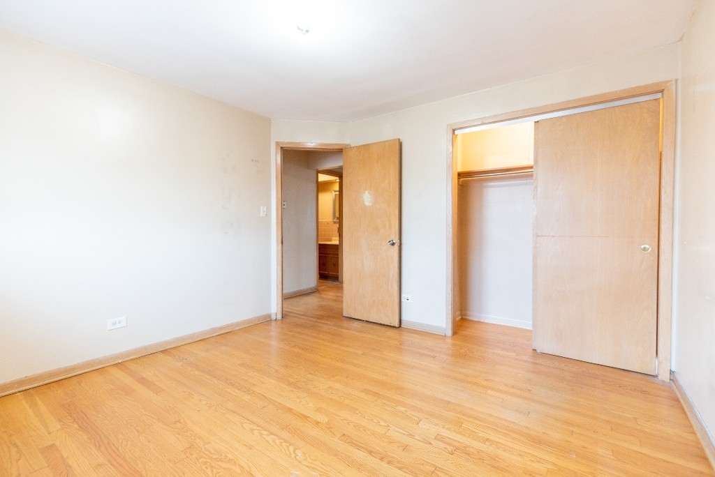 5607 W Irving Park - Photo 10