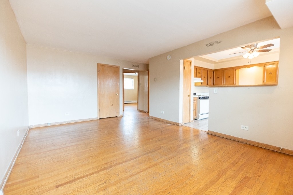 5607 W Irving Park - Photo 3