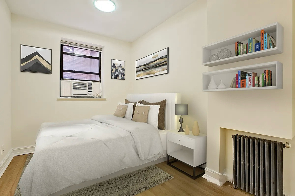 235 East 46th Street - Photo 3