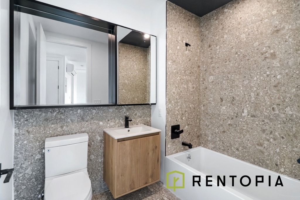 228 Berry Street - Photo 5