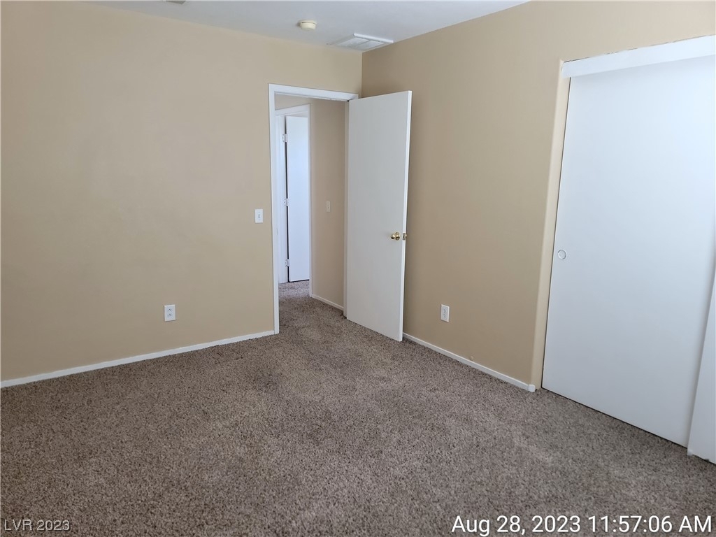 7712 Sublimity Avenue - Photo 24