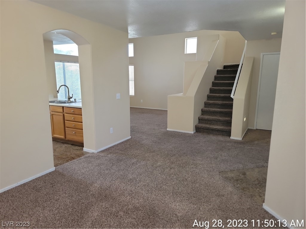 7712 Sublimity Avenue - Photo 4