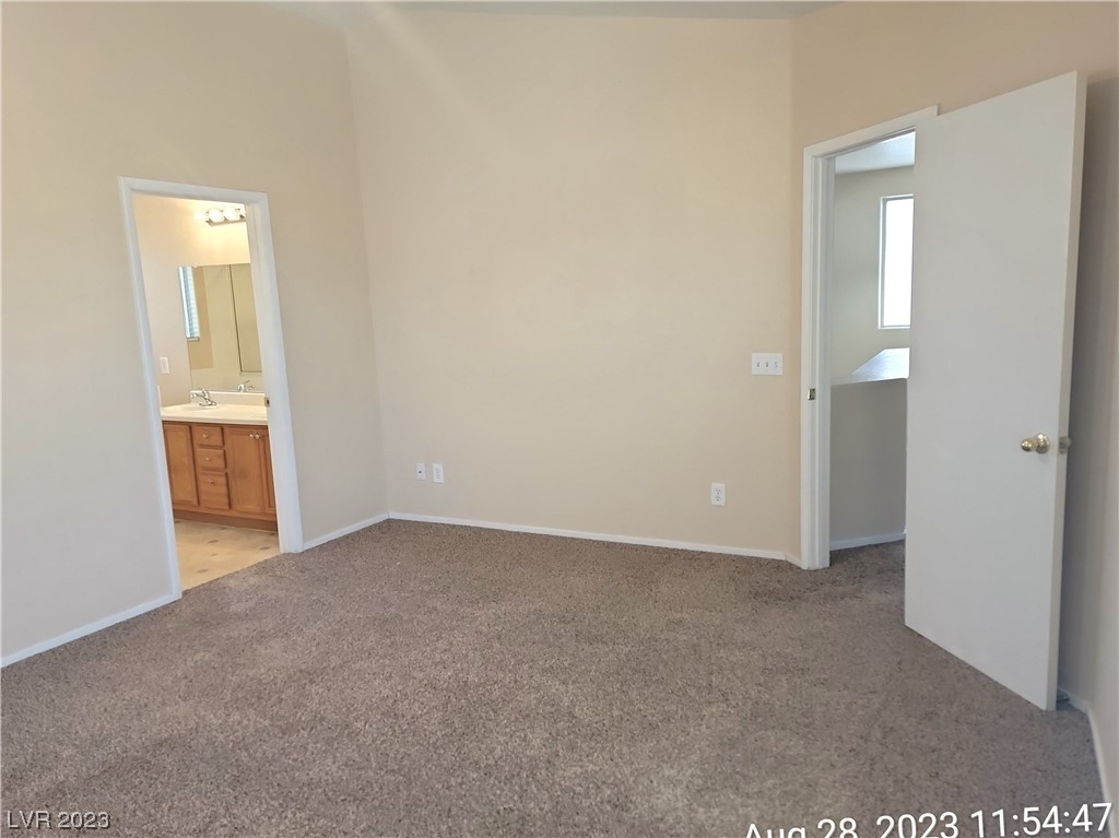 7712 Sublimity Avenue - Photo 16