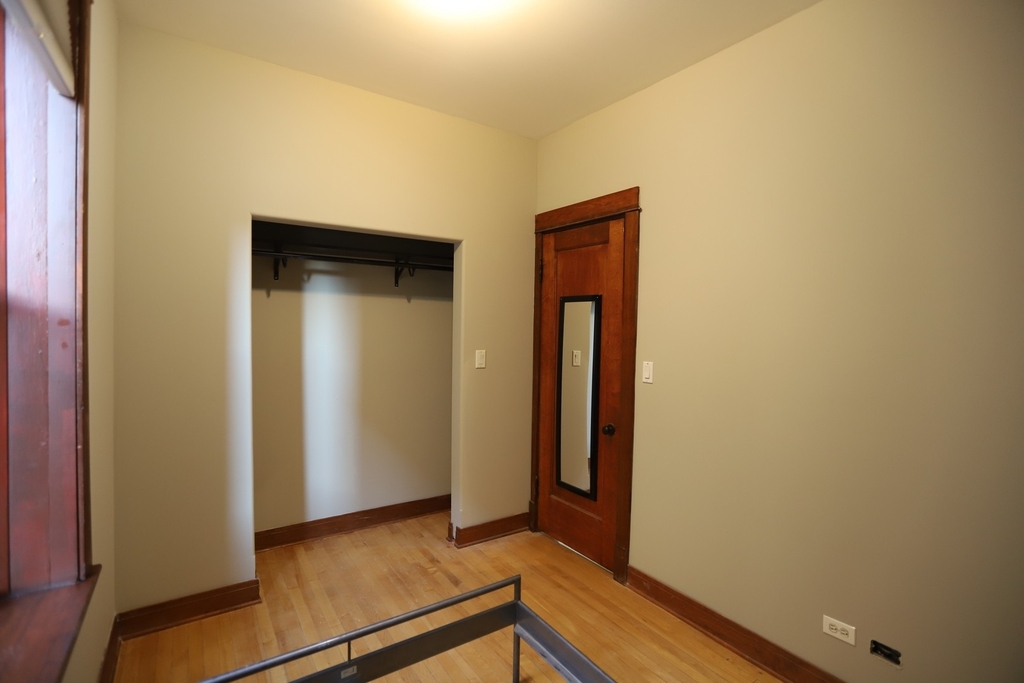 2320 W Armitage Avenue - Photo 4