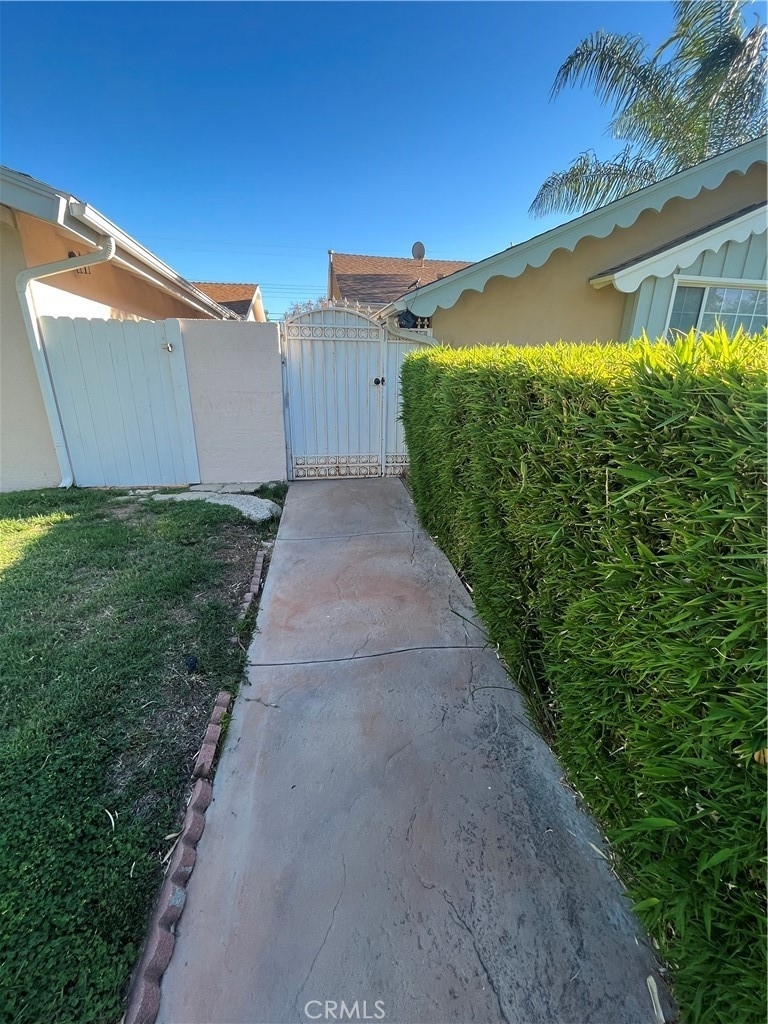 21024 Hemmingway Street - Photo 0