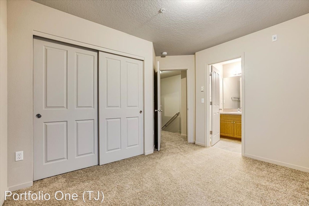 13409 Nw Sherry St. - Photo 14