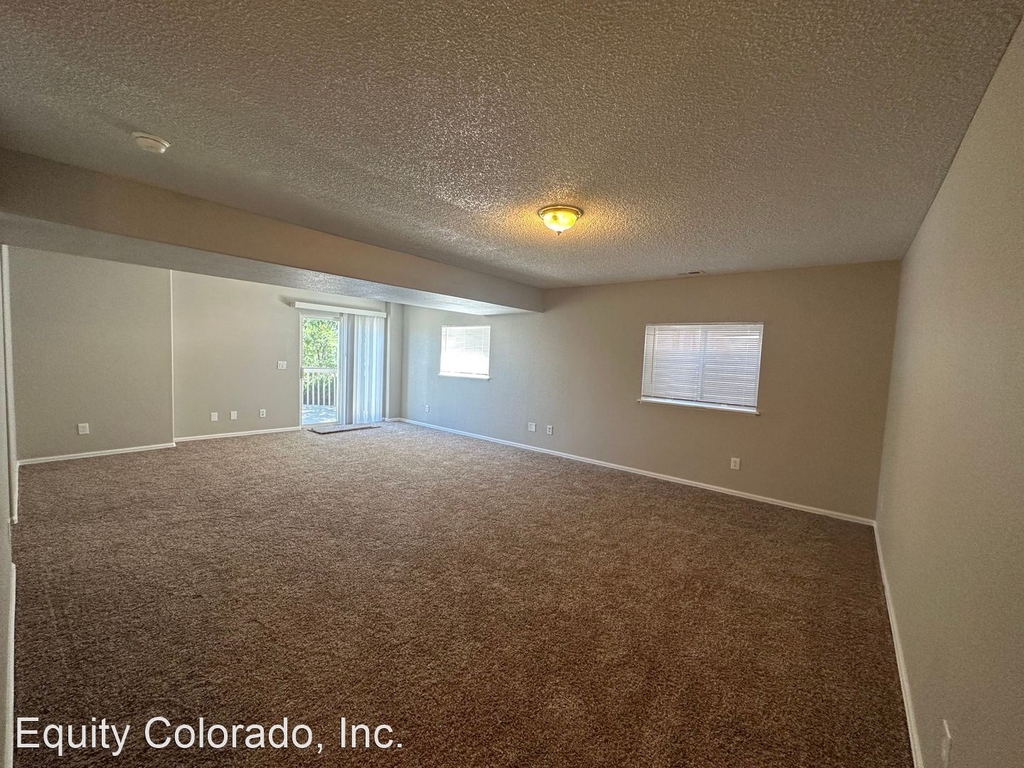 2290 Lisa Drive - Photo 17