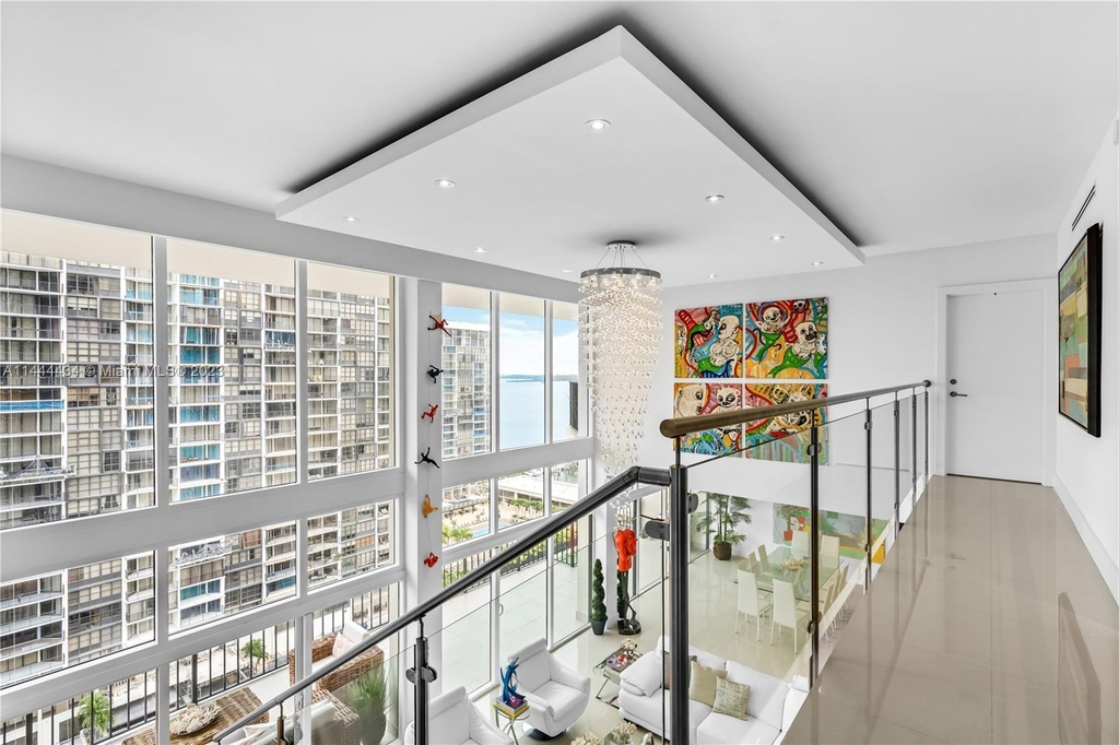 1915 Brickell Ave - Photo 14