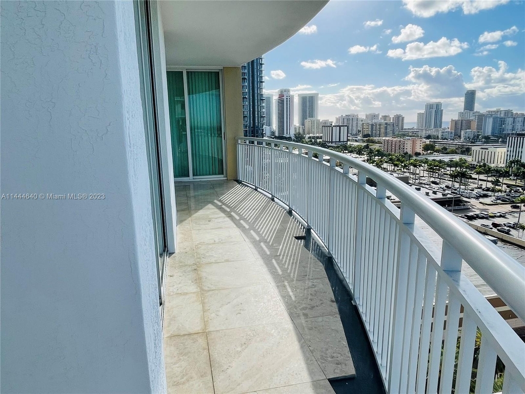 1755 E Hallandale Beach Blvd - Photo 14