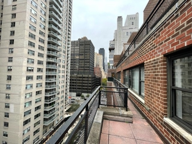 East 56th Street - Photo 1