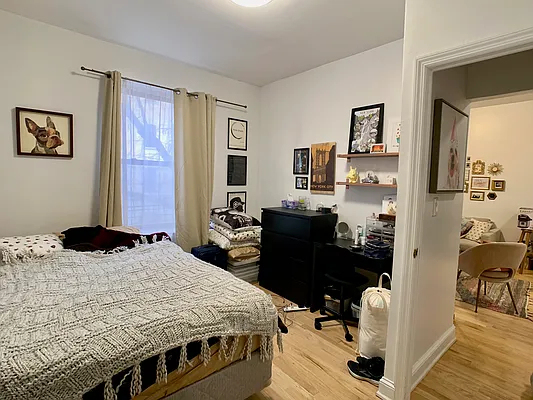 405 west 49th Street  - Photo 4