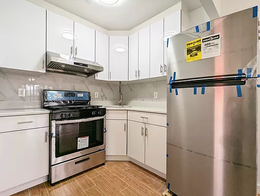 4023 10th Avenue - Photo 2