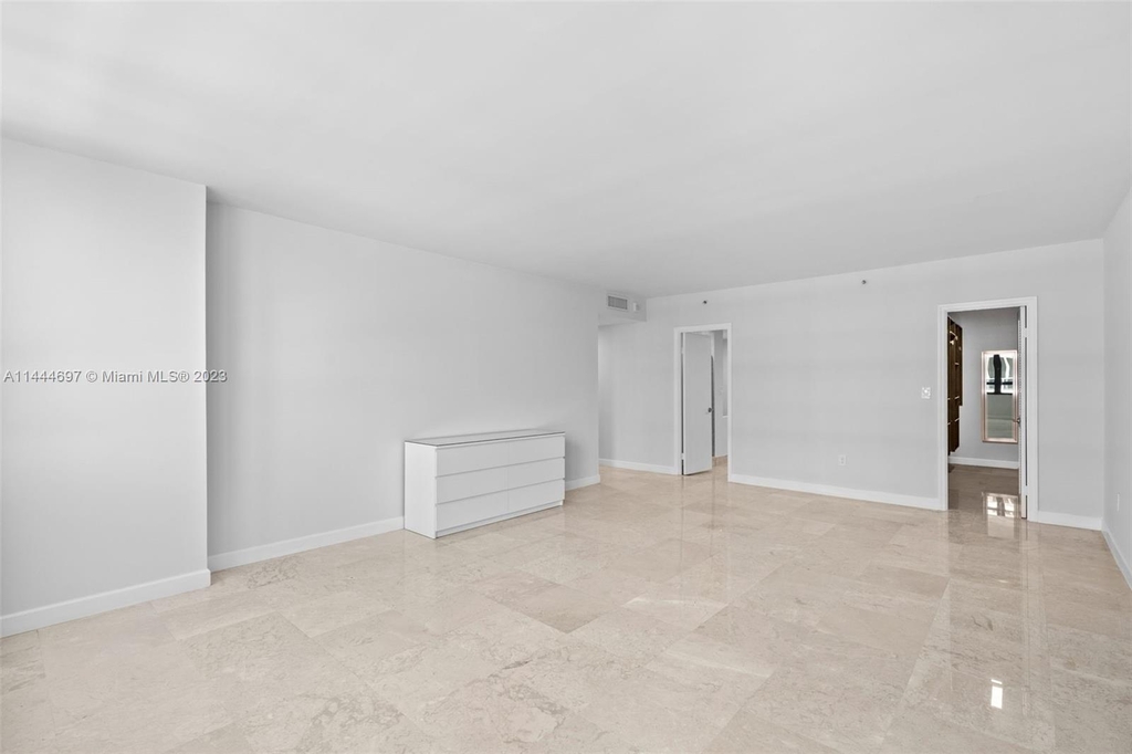10205 Collins Ave - Photo 13