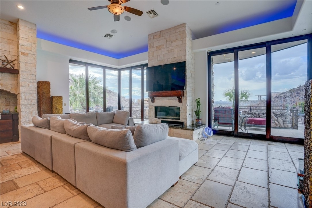 1608 Liege Drive - Photo 3