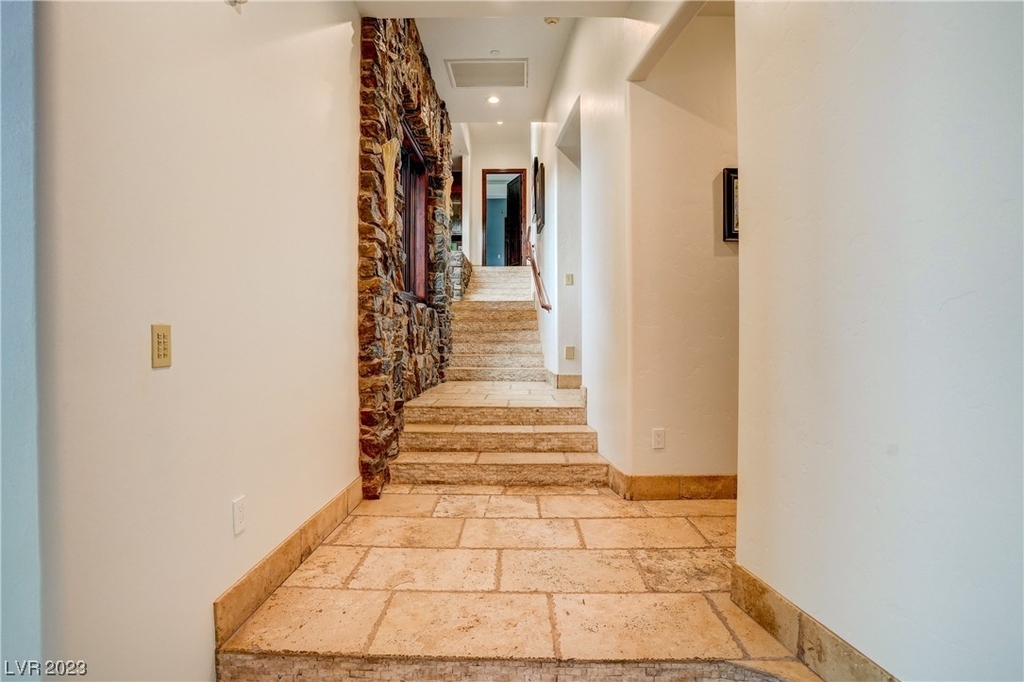1608 Liege Drive - Photo 15