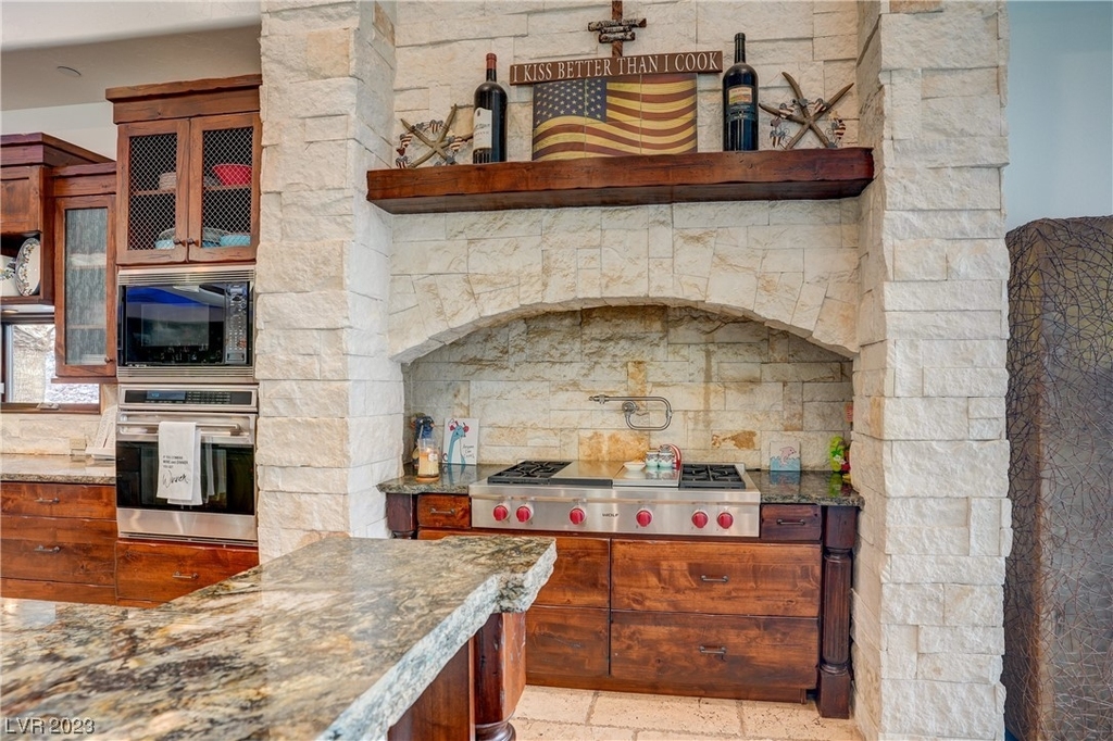 1608 Liege Drive - Photo 5