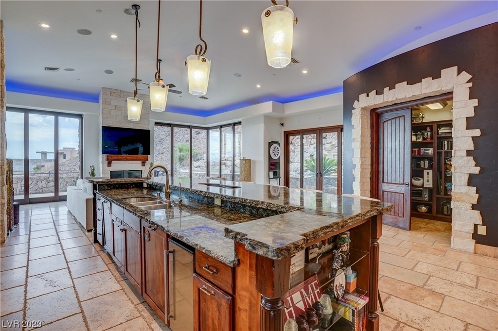 1608 Liege Drive - Photo 6