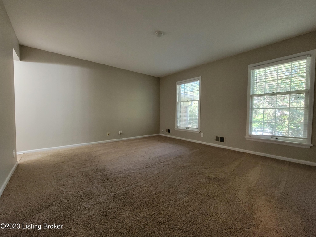 6505 Deep Creek - Photo 11