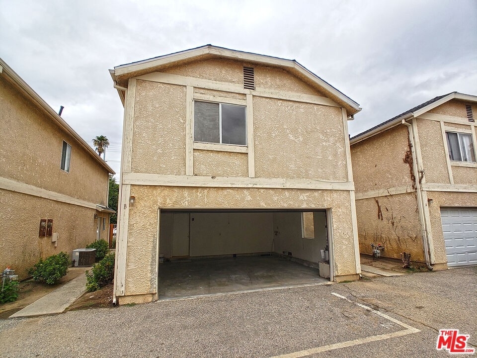 17200 Roscoe Blvd - Photo 19