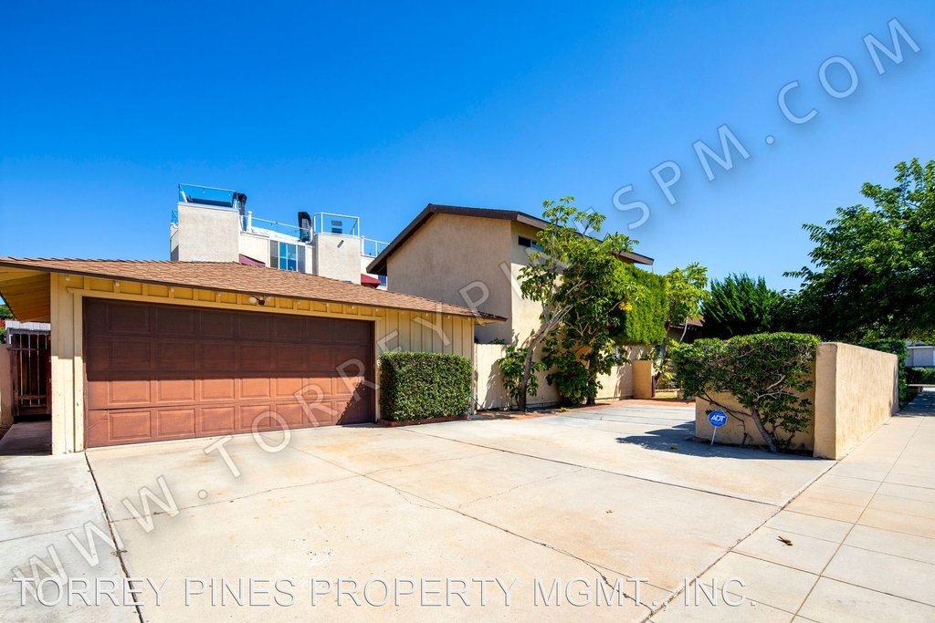 3701 Yosemite Street - Photo 1