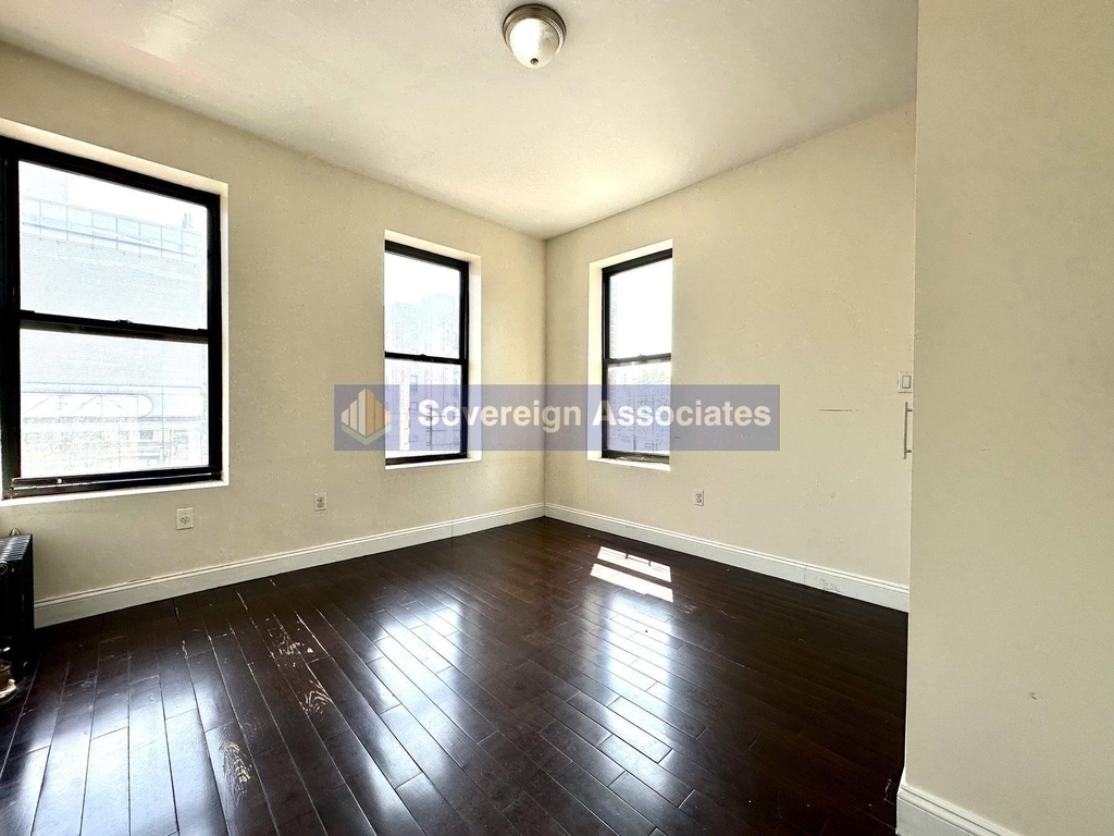 285 Saint Nicholas Avenue - Photo 2