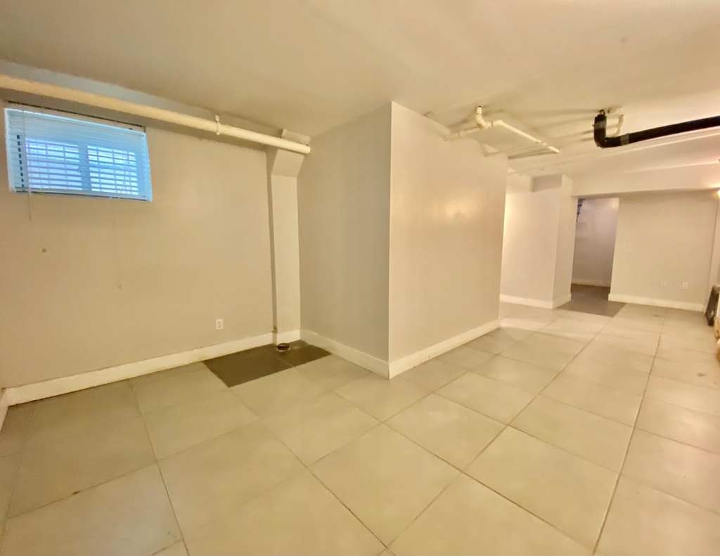 600 Lincoln Place - Photo 5