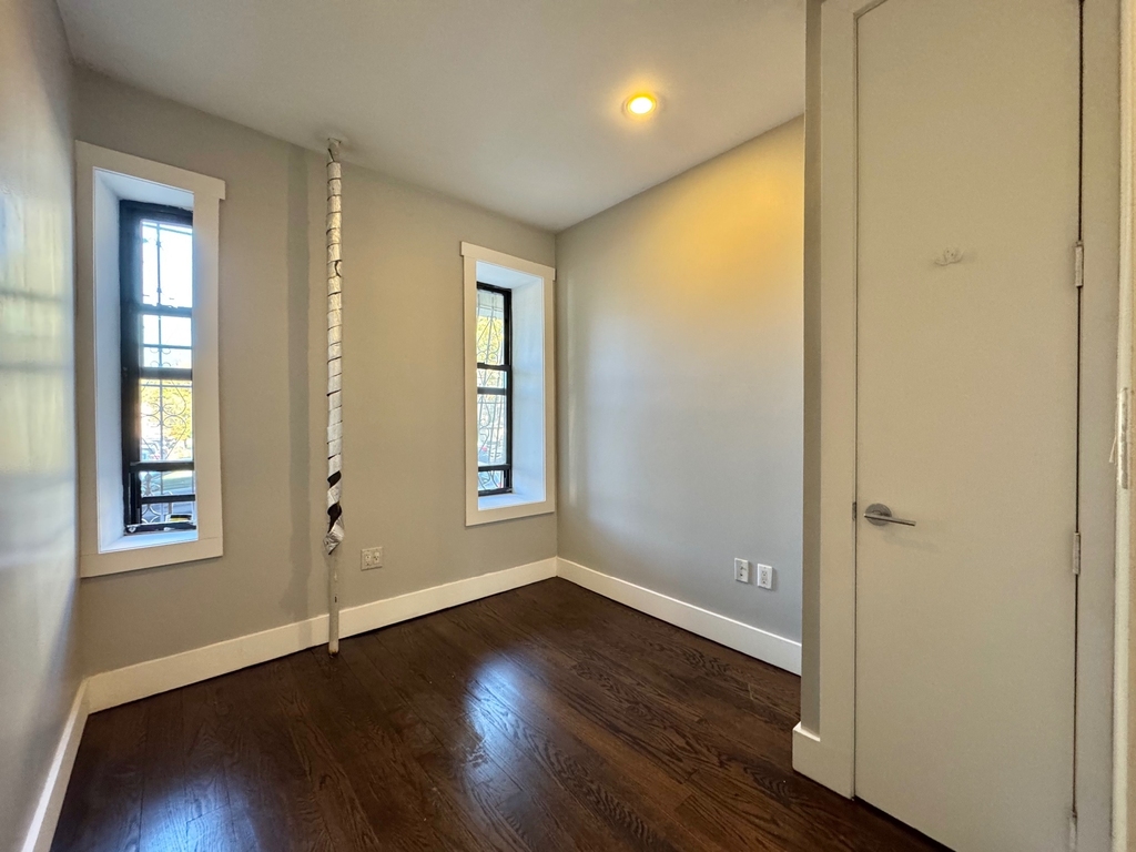 600 Lincoln Place - Photo 4