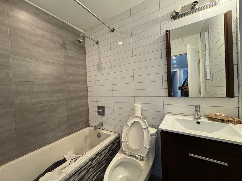 600 Lincoln Place - Photo 3