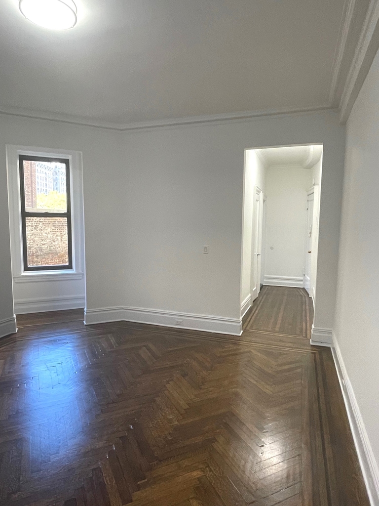 166 West 72nd Street - Photo 4