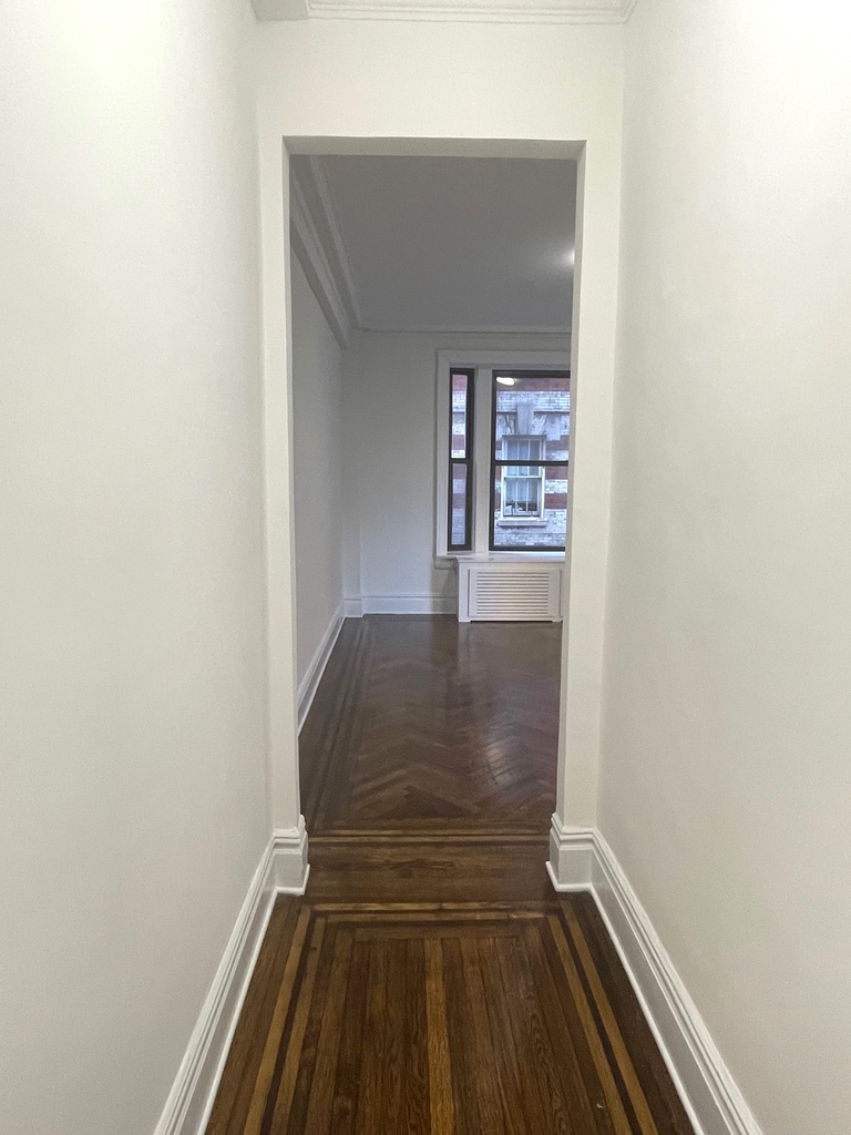 166 West 72nd Street - Photo 5