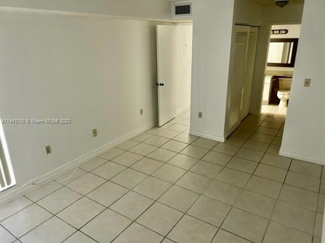 8810 Sw 123rd Ct - Photo 4