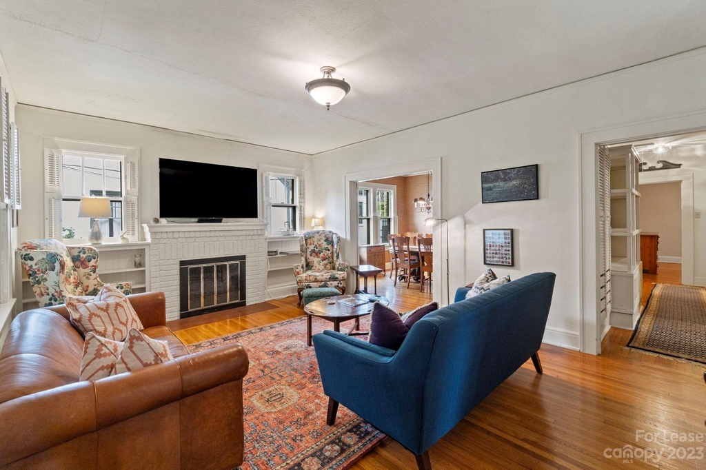 423 8th Street Nw - Photo 4