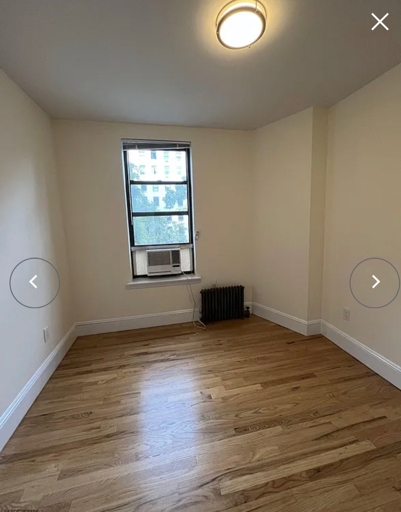 310 East 19th Street - Photo 6