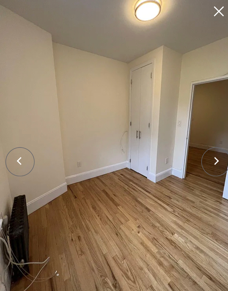 310 East 19th Street - Photo 5