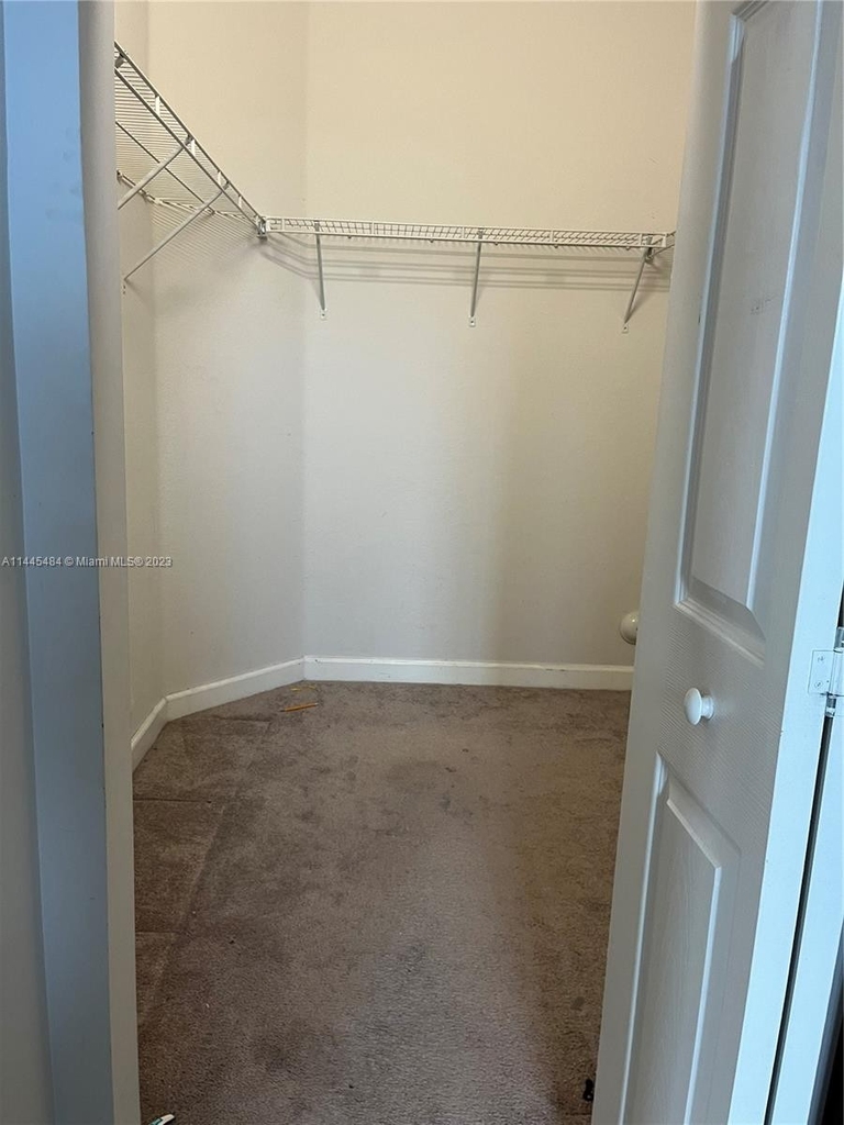 3352 W 91st Ter - Photo 6