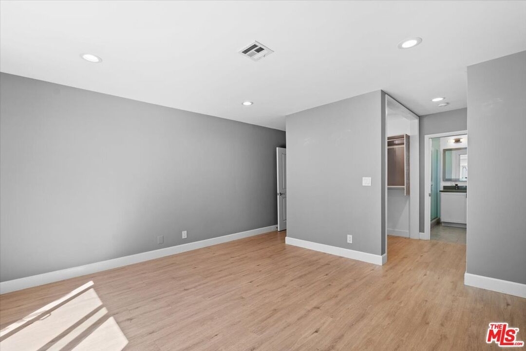 2809 S Canfield Ave - Photo 13