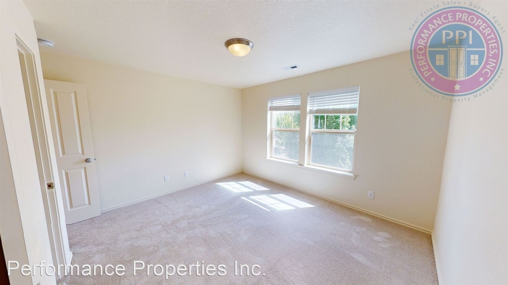 16733 Nw Milcliff Street - Photo 22