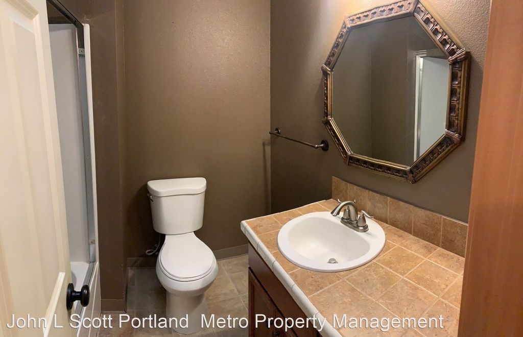 136 Jersey Avenue - Photo 11