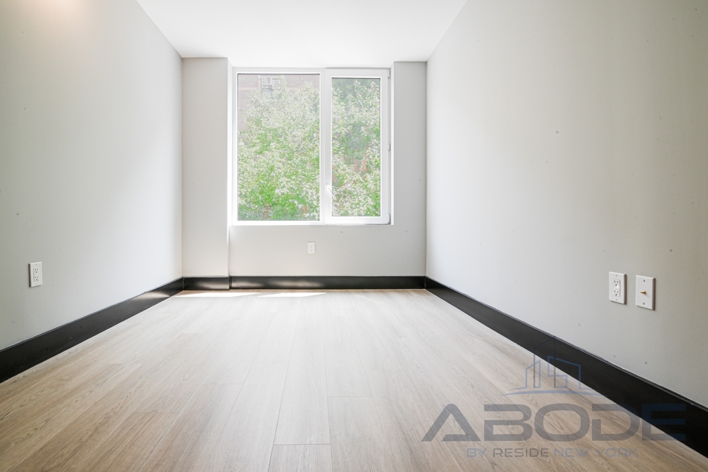 250 Winthrop Street - Photo 3