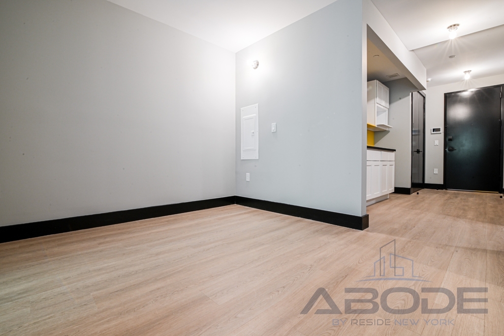 250 Winthrop Street - Photo 10
