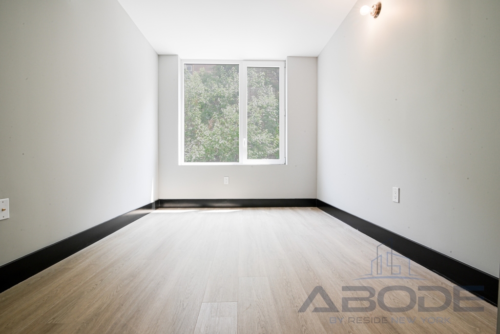 250 Winthrop Street - Photo 4