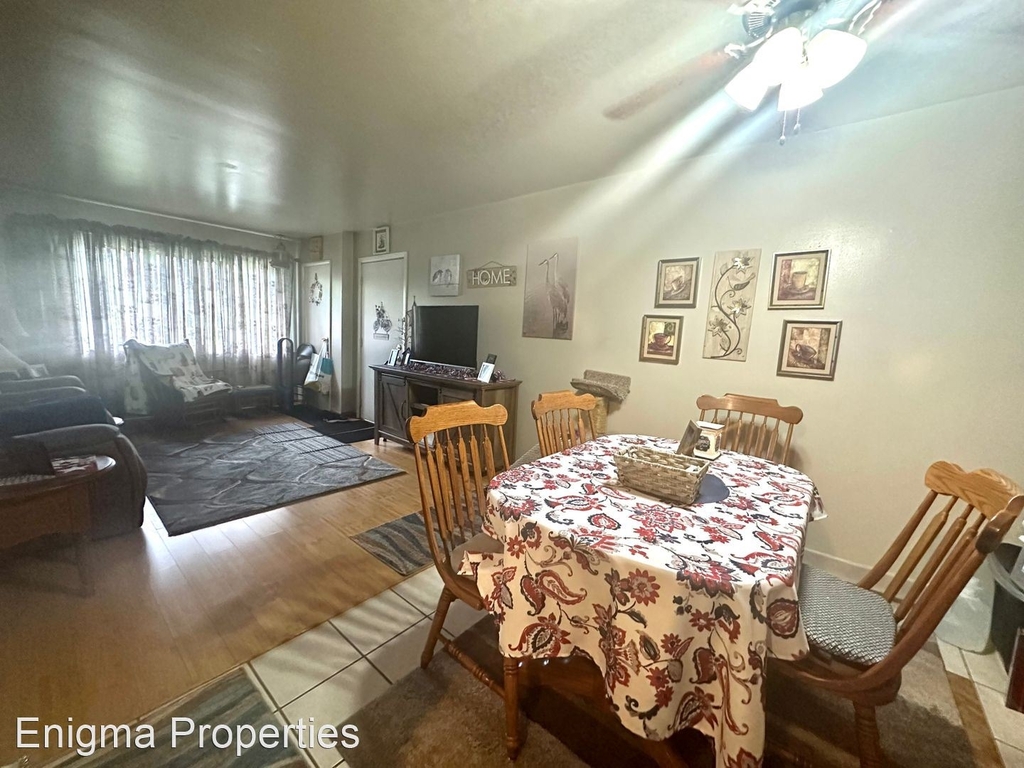 N111 W15831-15835 Vienna Court - Photo 7