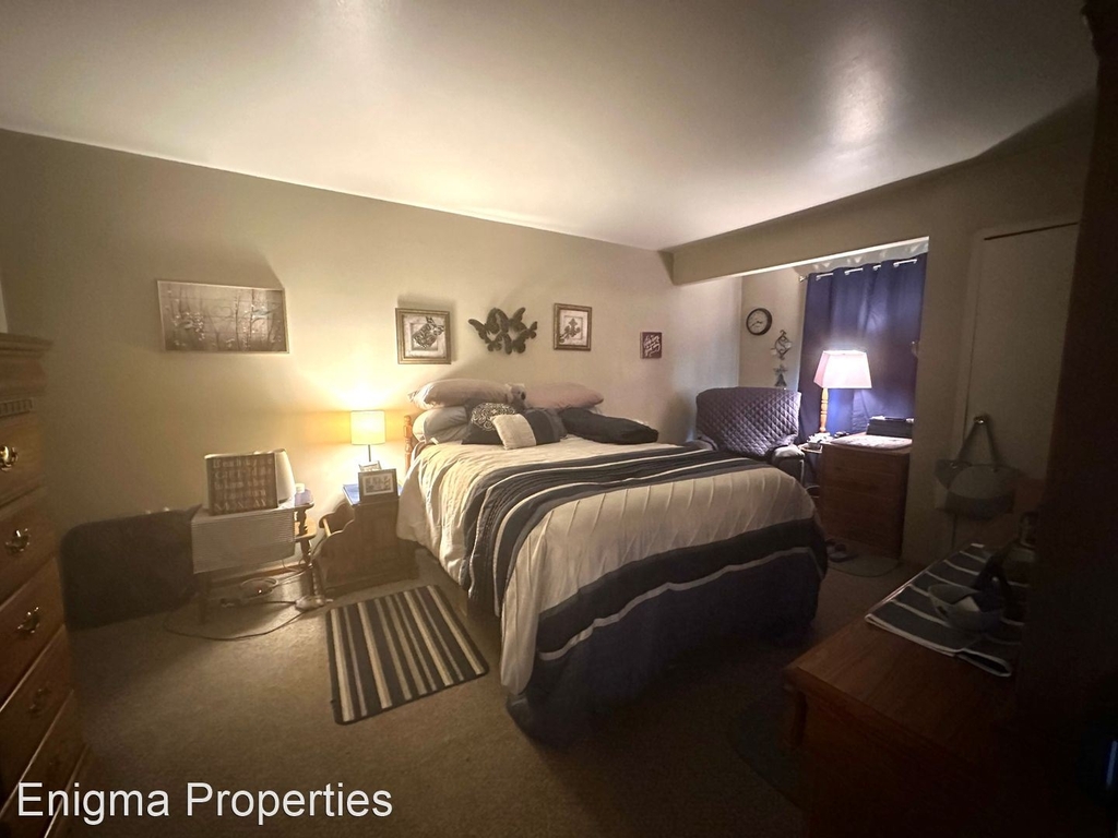 N111 W15831-15835 Vienna Court - Photo 14