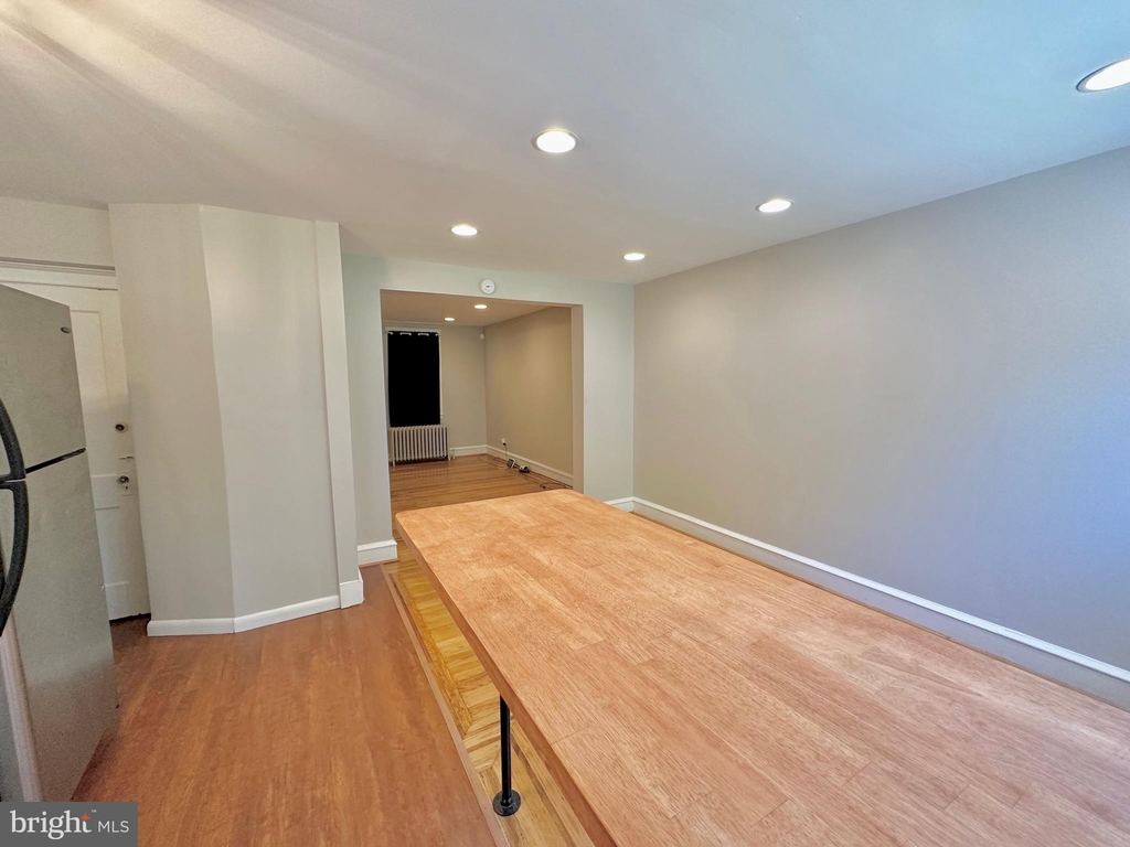 360 W Milne Street - Photo 8