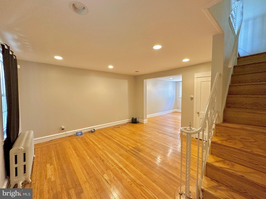 360 W Milne Street - Photo 1