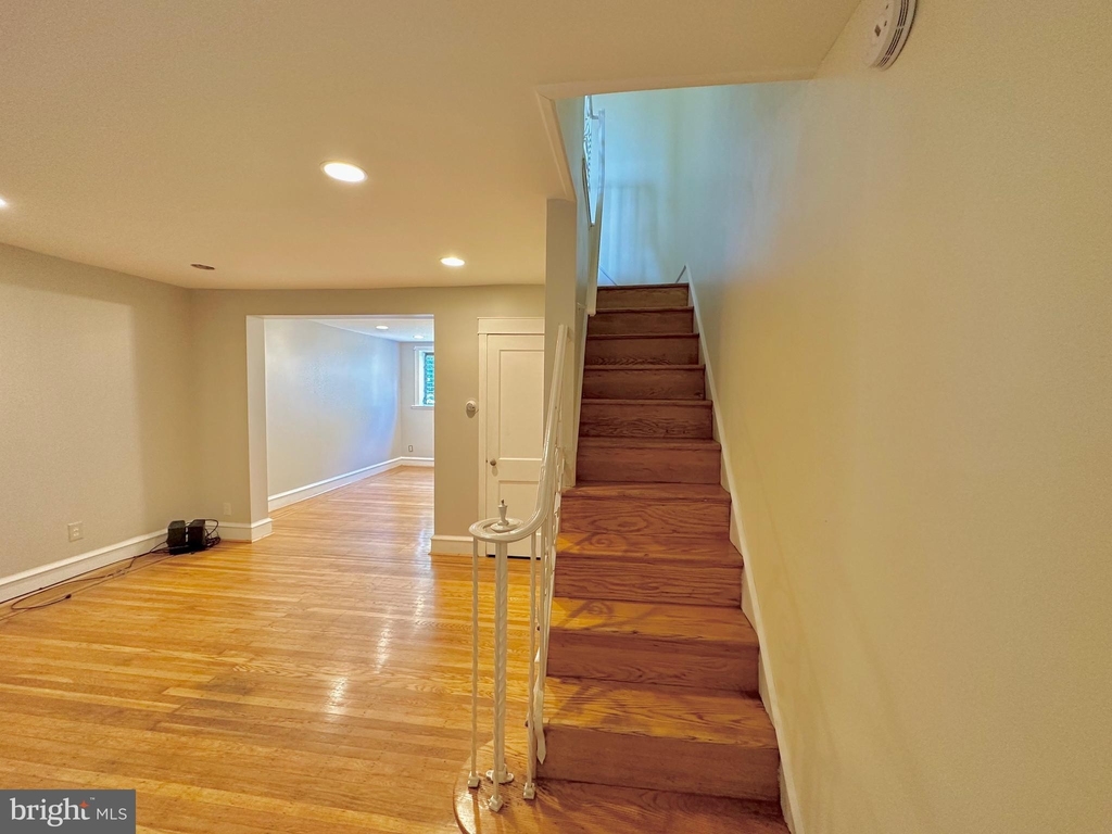 360 W Milne Street - Photo 10