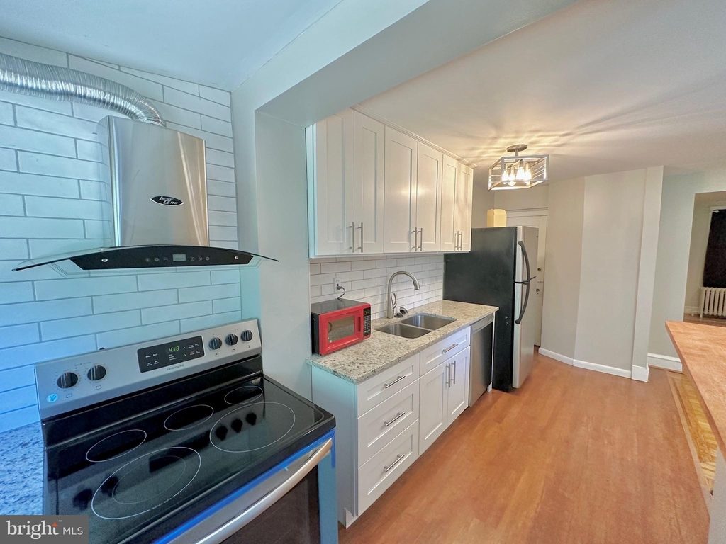 360 W Milne Street - Photo 7