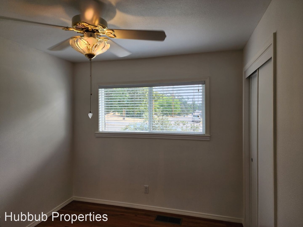 1412 Mistletoe Ln. - Photo 23