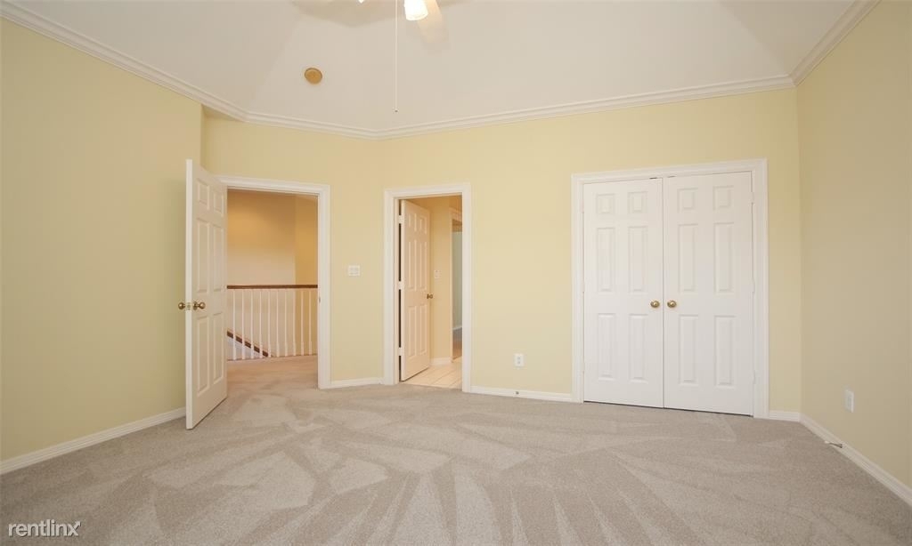 2124 Nantucket Dr Unit B - Photo 5